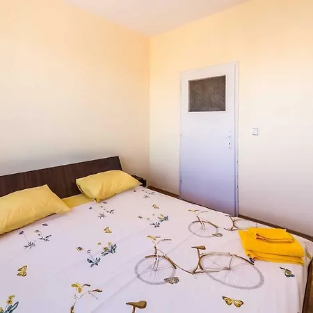 Central With Amazing Sea And City Views Lejlighed
